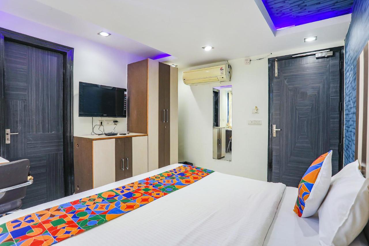 ניו דלהי Fabhotel Trio Continental Patel Nagar מראה חיצוני תמונה