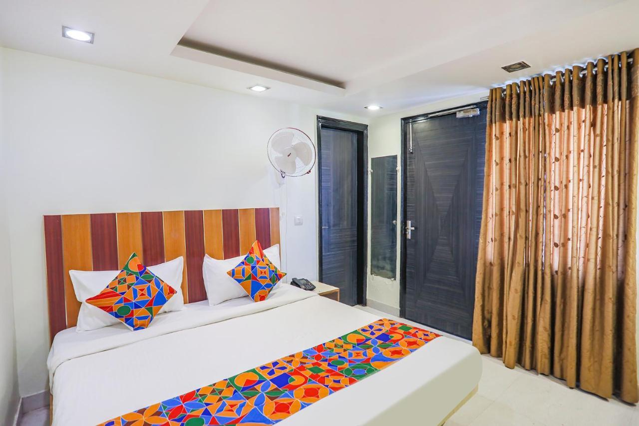 ניו דלהי Fabhotel Trio Continental Patel Nagar מראה חיצוני תמונה